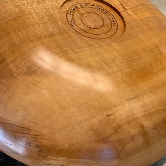 Beautiful Spalted Maple Carved Bowl. New! - Picture 8 of 14